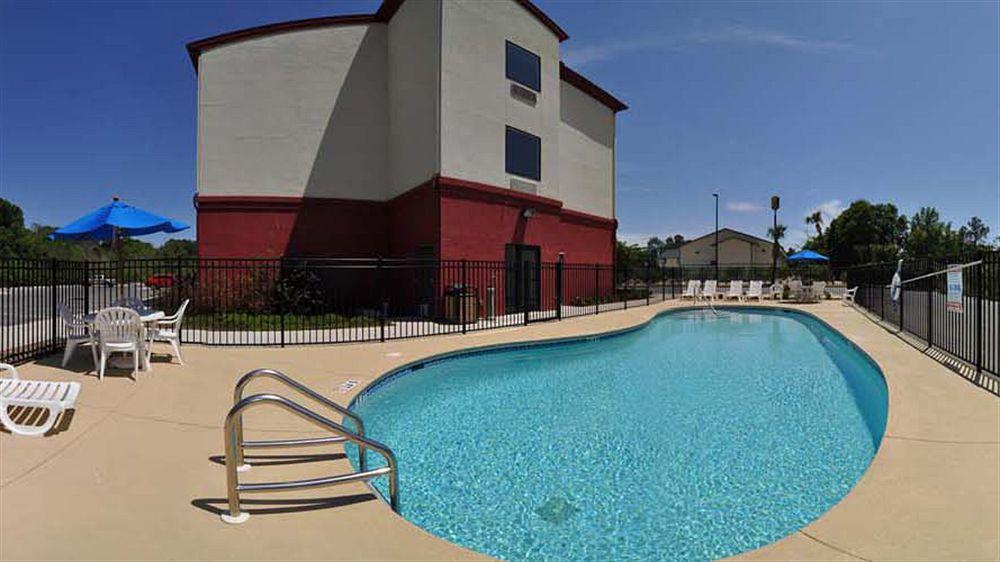 Comfort Inn & Suites Panama City North Exterior photo
